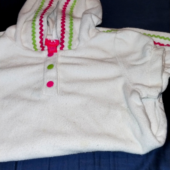 Bathing suit cover up size 3T with a hood short sleeve and three buttons - Picture 1 of 2